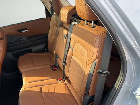 Certified 2025 Nissan Pathfinder Platinum w/ Cargo Package FWD image 37