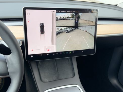 Used 2023 Tesla Model Y Long Range AWD/4WD image 22