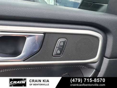 Used 2020 Ford Explorer XLT w/ Equipment Group 202A AWD/4WD image 16