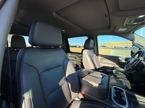 Used 2020 Chevrolet Silverado 2500 LTZ w/ LTZ Plus Package image 15