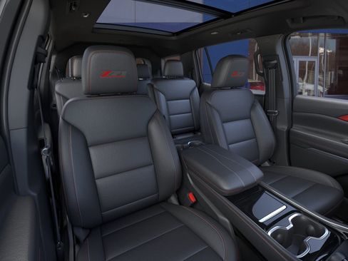 Used 2026 Chevrolet Traverse Z71 w/ Enhanced Driving Package image 16