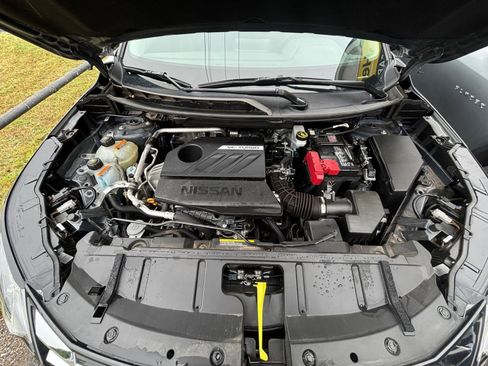 Used 2025 Nissan Rogue SV AWD/4WD image 33