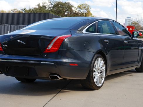 Used 2011 Jaguar XJ L Supercharged image 11