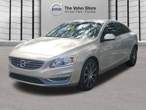 Used 2018 Volvo S60 T5 Inscription FWD image 1