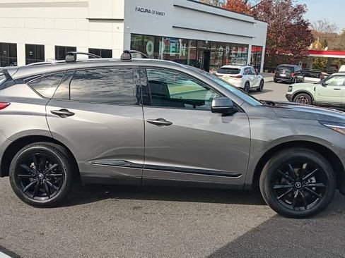 Used 2025 Acura RDX SH-AWD image 7