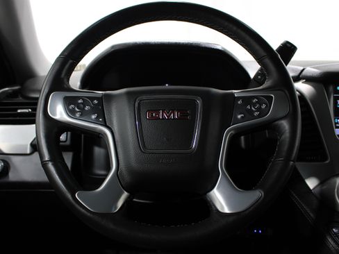 Used 2017 GMC Yukon SLT RWD image 12