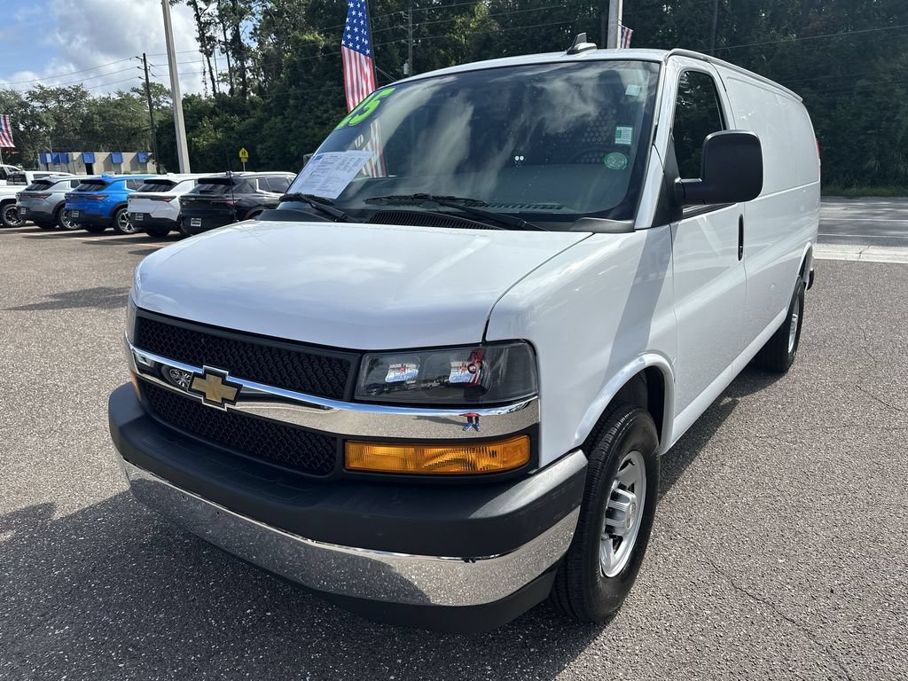 Used 2025 Chevrolet Express 2500 w/ Driver Convenience Package RWD image 12