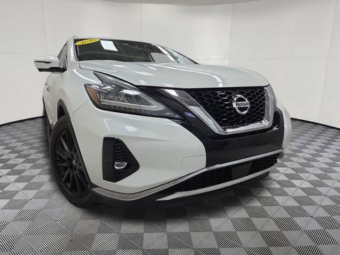 Used 2020 Nissan Murano SL w/ Moonroof Package AWD/4WD image 2