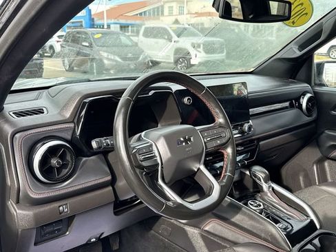 Used 2023 Chevrolet Colorado Z71 w/ Z71 Convenience Package 2 image 19