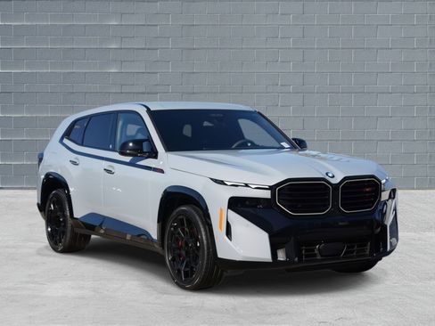 New 2026 BMW XM Label Red image 1
