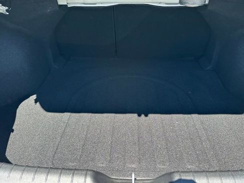 Used 2023 Hyundai Elantra Limited w/ Cargo Package FWD image 7