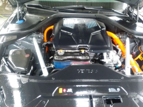 Used 2024 Genesis G80 image 12