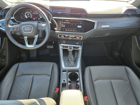 Used 2024 Audi Q3 2.0T Premium Plus w/ Premium Plus Package image 11