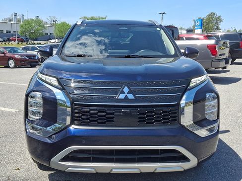 Used 2022 Mitsubishi Outlander SEL FWD image 2
