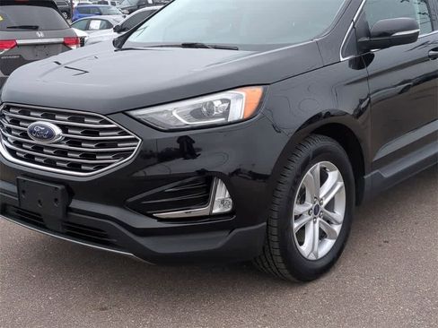 Used 2019 Ford Edge SEL w/ Equipment Group 201A image 3