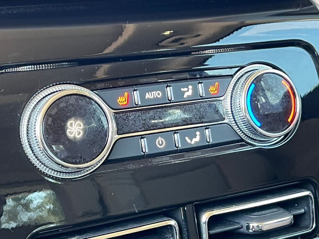 Used 2023 Lincoln Aviator AWD w/ Premium Package image 38