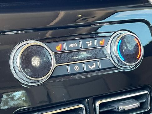 Used 2023 Lincoln Aviator AWD w/ Premium Package image 38