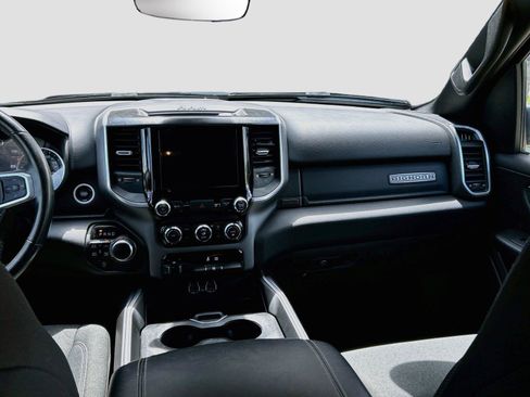 Used 2022 RAM 1500 Big Horn AWD/4WD image 17