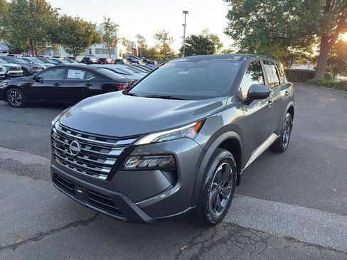 New 2026 Nissan Rogue SV image 3