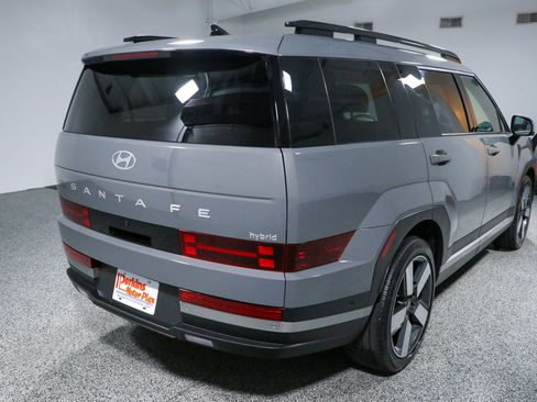 Used 2025 Hyundai Santa Fe Limited FWD image 7