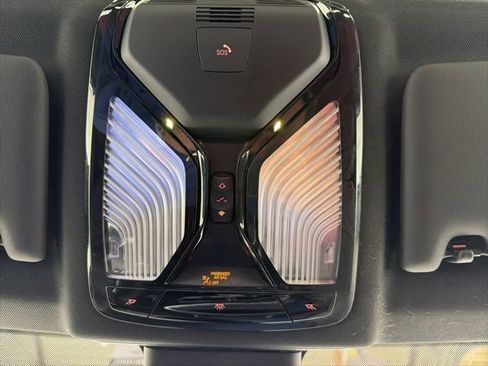 Certified 2023 BMW 330i xDrive 330i xDrive w/ Driving Assistance Package image 28