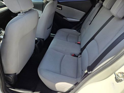 Used 2019 Toyota Yaris LE FWD image 6