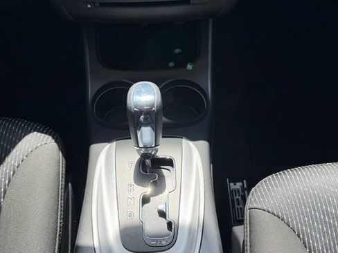 Used 2020 Dodge Journey SE w/ SE Popular Equipment Group FWD image 16