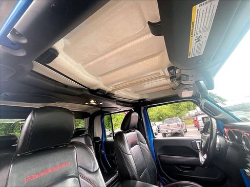 Used 2021 Jeep Gladiator Rubicon AWD/4WD image 7