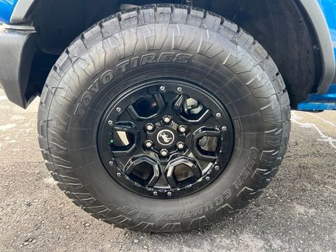 Used 2021 Ford Bronco Wildtrak image 16