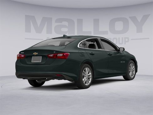 Used 2016 Chevrolet Malibu LT image 2