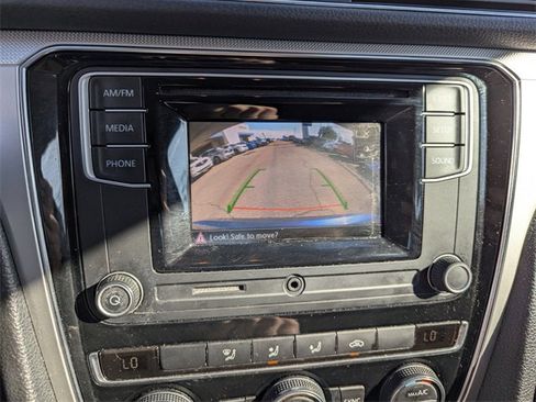 Used 2016 Volkswagen Passat 1.8T S image 25