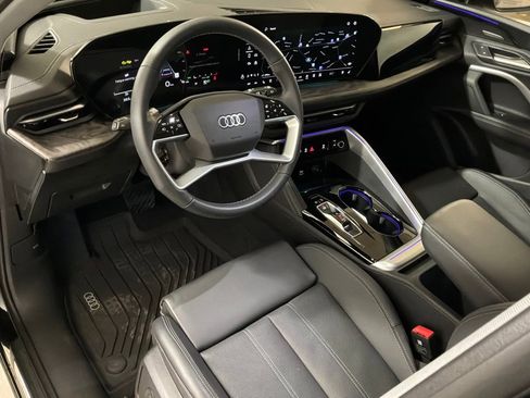 Certified 2025 Audi Q5 Premium Plus w/ Premium Plus image 19