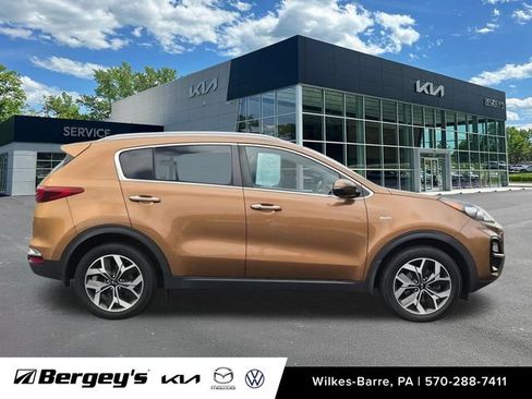 Used 2020 Kia Sportage EX AWD/4WD image 4