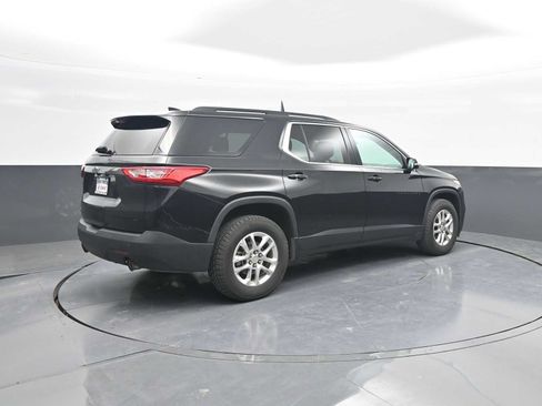 Used 2020 Chevrolet Traverse LT w/ LPO, Blackout Package AWD/4WD image 8