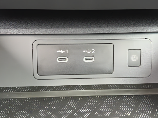 Used 2025 Nissan Murano SV AWD/4WD image 10