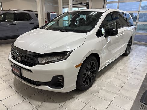 New 2026 Honda Odyssey Sport-L image 1