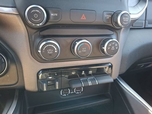 Used 2021 RAM 1500 Big Horn AWD/4WD image 17
