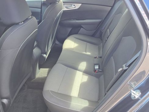 Used 2023 Kia Forte LXS w/ LXS Technology Package image 14