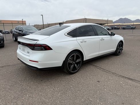 Used 2025 Honda Accord Sport image 5