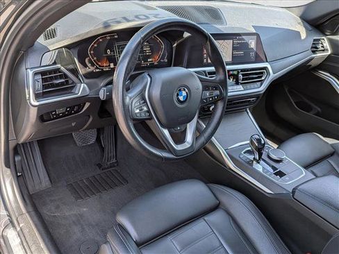Used 2019 BMW 330i Sedan w/ Convenience Package RWD image 10