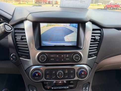 Used 2018 Chevrolet Tahoe LT w/ LT Signature Package image 14