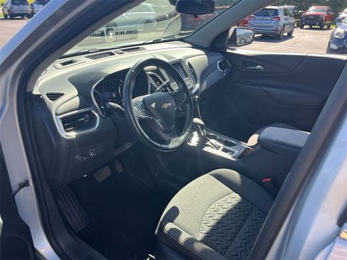 Certified 2022 Chevrolet Equinox LT image 10