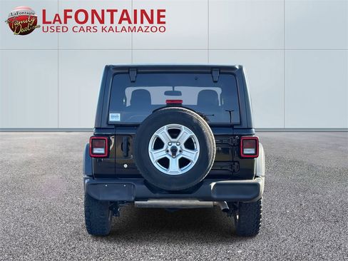 Certified 2019 Jeep Wrangler Sport S image 5