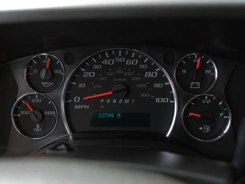 Used 2019 GMC Savana 3500 w/ Power Convenience Package image 17