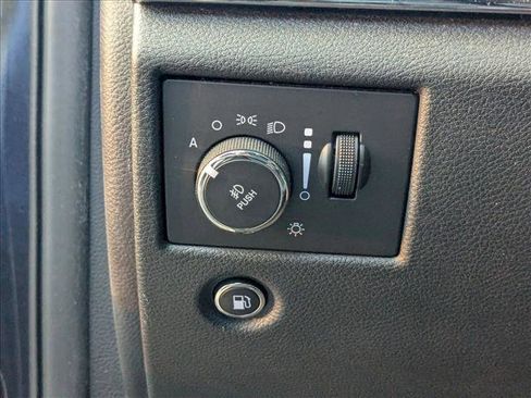 Used 2015 Jeep Grand Cherokee Overland image 11