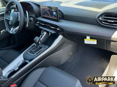 New 2025 Dodge Hornet R/T w/ Tech Pack AWD/4WD image 11