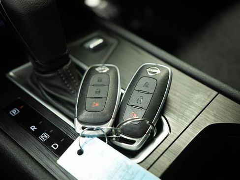 Used 2025 Nissan Kicks SV FWD image 22