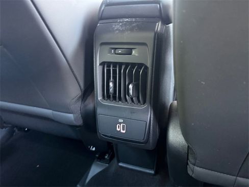 Used 2024 Alfa Romeo Tonale Ti w/ Premium Interior Package image 27