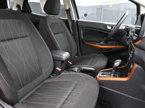 Used 2021 Ford EcoSport SE w/ SE Appearance Package image 26