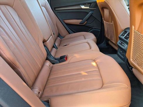 Certified 2023 Audi Q5 2.0T Premium Plus w/ Premium Plus Package AWD/4WD image 18